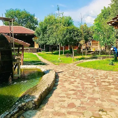 Hotel Etno Selo Stolovo 2*